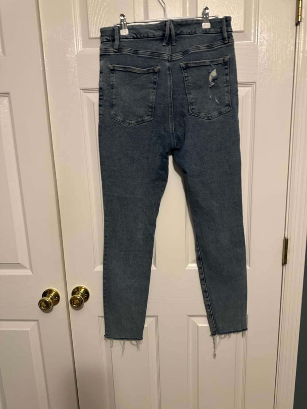 Good American High Rise Distressed Denim - Picture 4 of 4